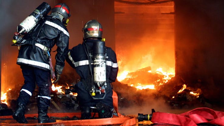 Fire safety, fire resilience, smoke, fire fighters