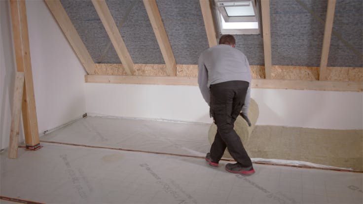 Dachbodendämmung, Verarbeitung, Anleitung, Video, nicht begehbar, wartungsweg, attic insulation, steps, varirock, thumbnail