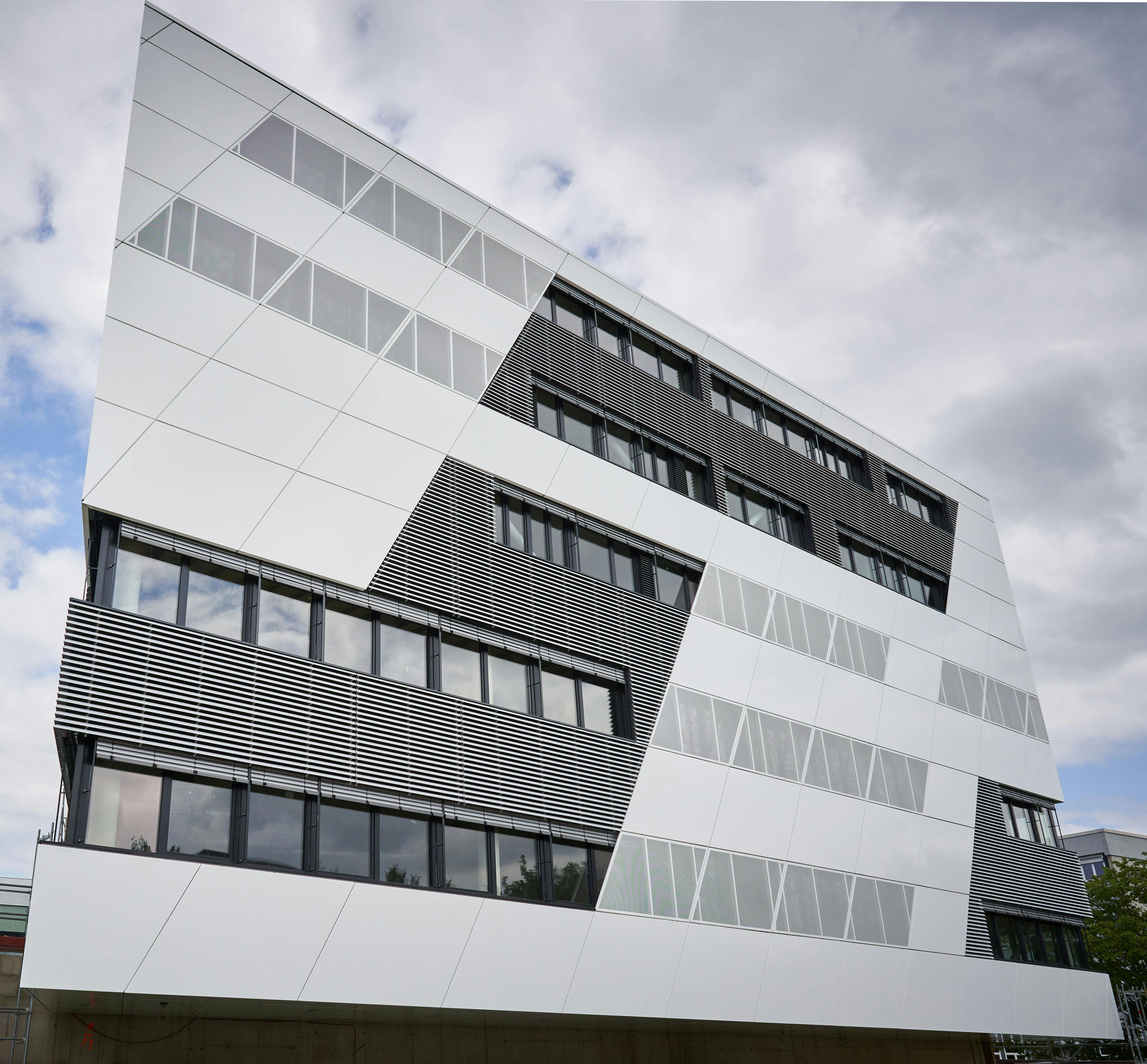 kompetenzzentrum aachen, kmac, kompetenzzentrum für mobilität der fh aachen, competence center aachen, competence center for mobility in aachen, hvac insulation, pipe insulation, fire sealants, fire proof, thermal insulation, wärmedämmung, brandschutz, installation, installing, reference, referenz, germany