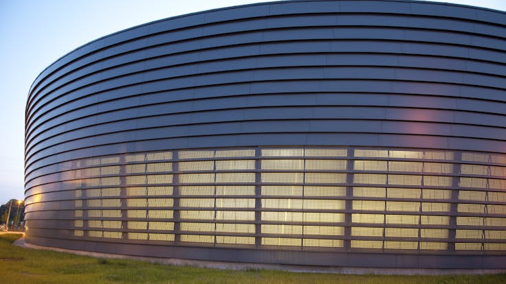 Depot of "De Lijn" transport company with Rockpanel Colours in Antwerp, Belgium