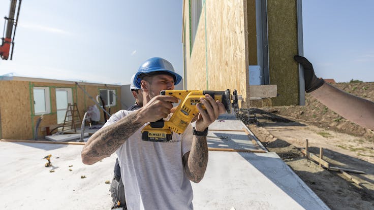 Rockzero, Nybyggeri, Kirke Stillinge, prefab