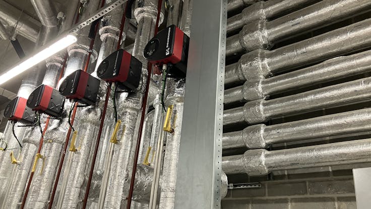 reference project, referentie, koelinstallatie van de rockpanel fabriek, cooling system of the rockpanel factory, koude-isolatie, cold insulation, teclit isolatie, teclit insulation, technisch isoleren van deze koelinstallatie, technical insulation of this refrigeration plant, isolatiebedrijf crombach, insulation company crombach, roermond, netherlands, rw-bnl, teclit