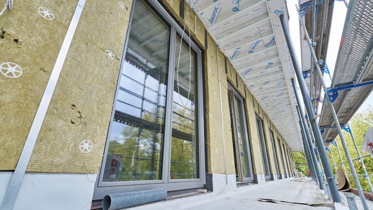 reference case germany, Rosastraße Essen, school building, schulbau, wooden modular construction, holzmodulbauweise, fire protection, brandschutz, ventilated facade, cladded facade, VHF, fixrock 035, Lars Behrendt Fotografie Job 2359