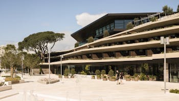 191016 RW LAT ADR PHO 121