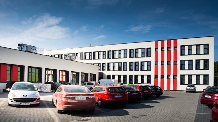ROCKWOOL Poland, CIG, office building renovation, CIGACICE CASE STUDY, ETICS, facade, FAST Sp. z o.o.