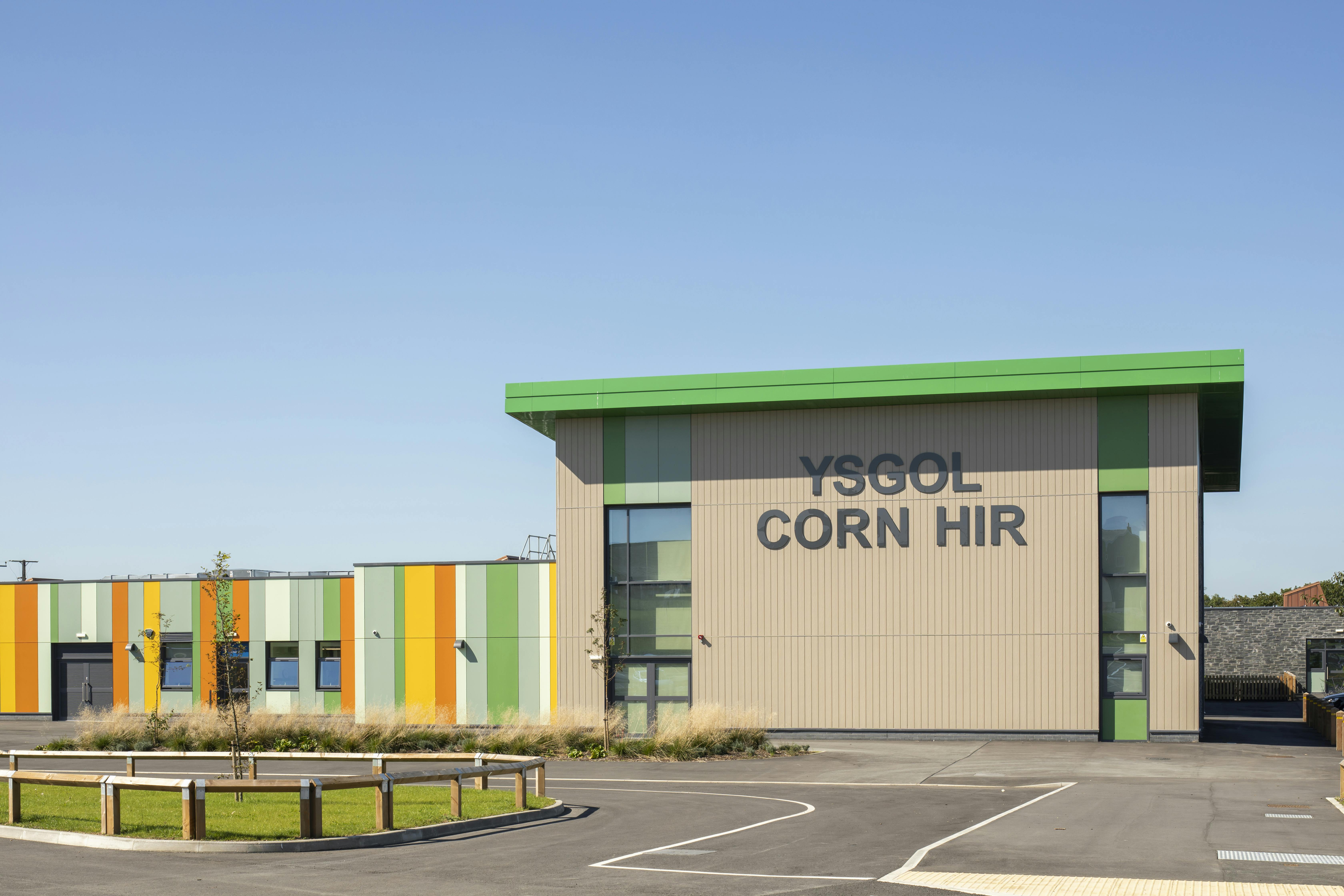 Rockpanel Colours Case Study New Build School RAL 0605070, 1032, 1305030, 1406010
