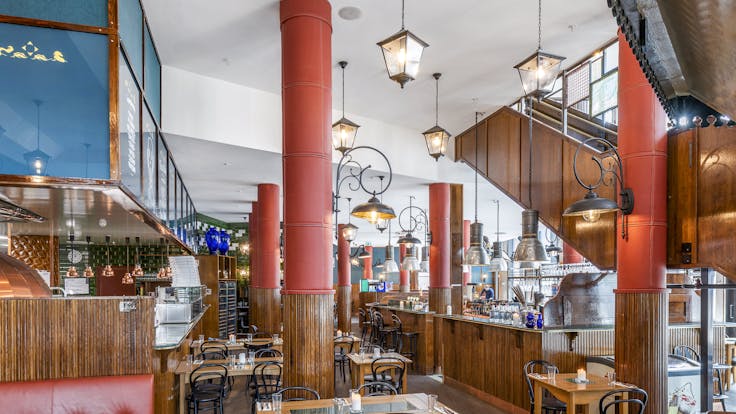 Restaurant in Villa Paradiso in Oslo Norway with Rockfon Mono Acoustic TE-Edge