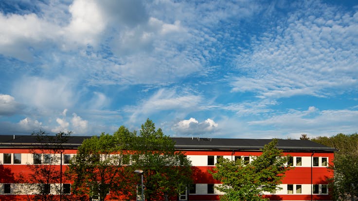 Mariedalsskolan in Varberg, Sweden cladded with Rockpanel Colours facade cladding