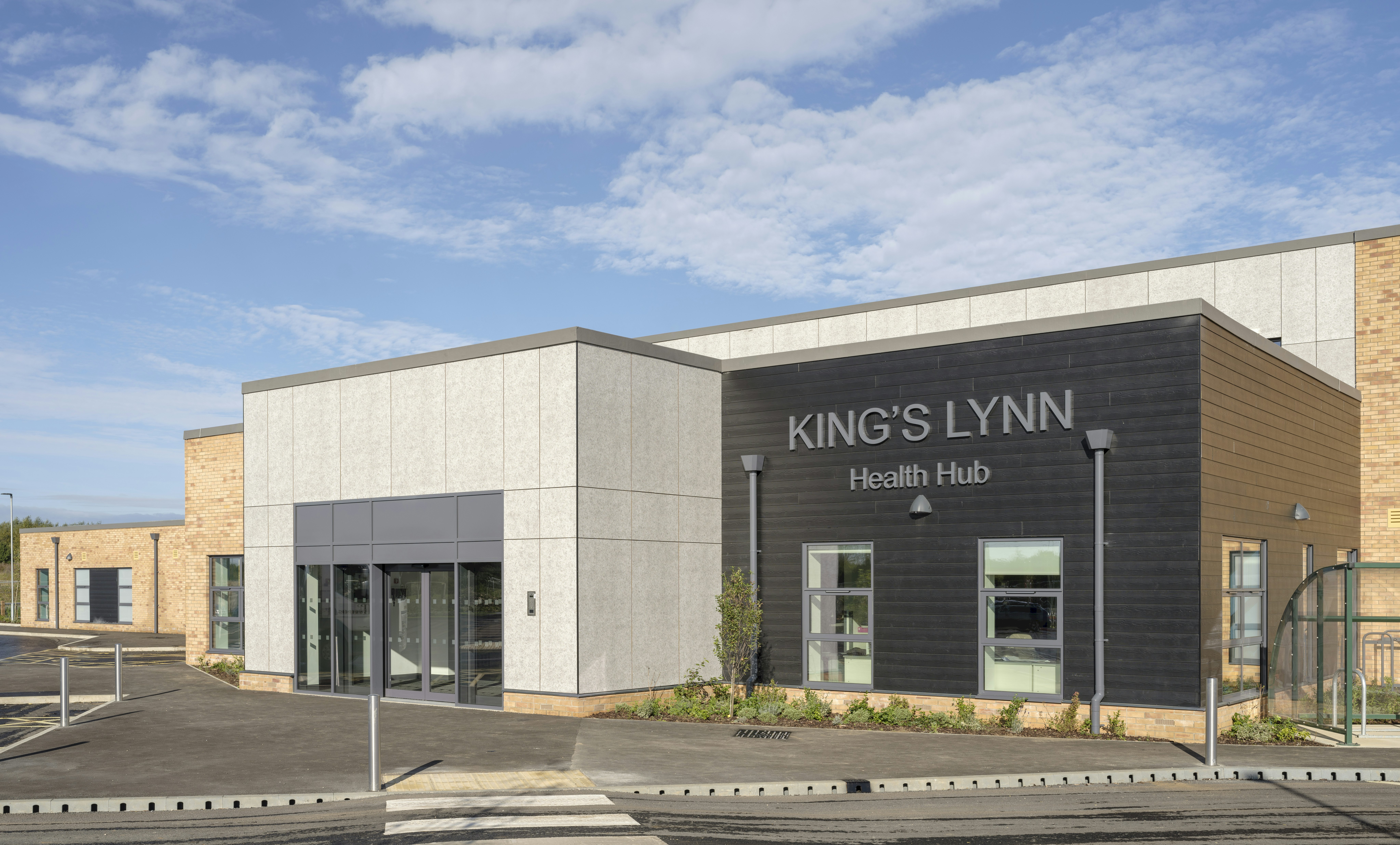 Case Study, Kings Lynn Health Hub, UK, Rockpanel Stones, Claystone Grey