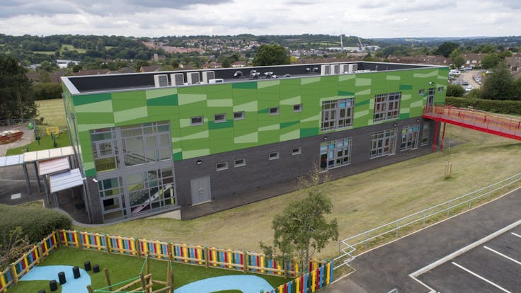 HERO Case Study UK Belswains School Rockpanel Colours Rockpanel Colours RAL 6029, RAL 6017, RAL D 1107077, RAL D 110 70 20