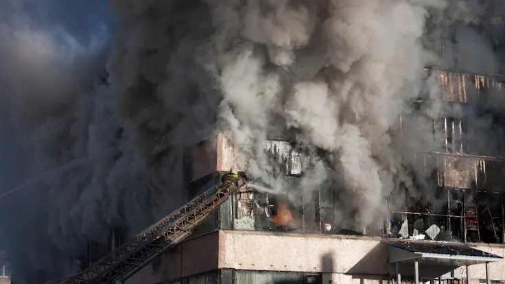 brandveiligheid, brandbeveiliging, fire safety, fire protection, brandveiligheid nederlandse gebouwen, fire safety Dutch buildings , brand, fire, gevelbrand, brand gevel, façade fire, brand blussen, extinguishing a fire, brandweer, fire department, nl, netherlands, pact