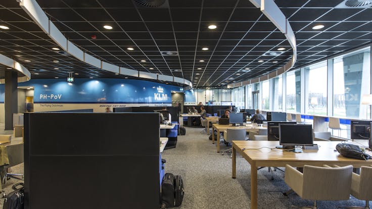 KLM lounge at Schiphol airport, Rockfon Color-all Charcoal, Rockfon Contour, leisure