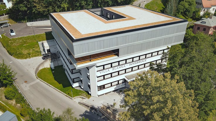 reference, villa blanka, tourism school tyrol, flat roof, innsbruck, austria