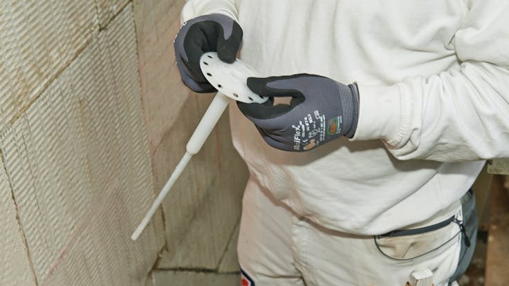 product, coverrock x-2, etics, installation step 4,germany