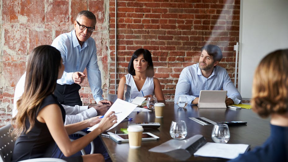 People working in an office with great acoustic comfort