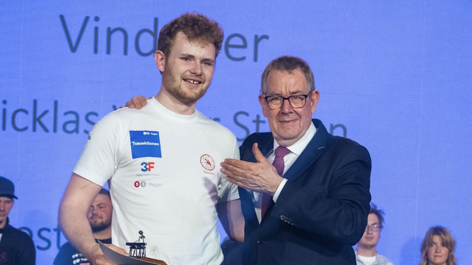 Fra Danmarks bedste tømrerlærling til træner for fremtidens byggeri