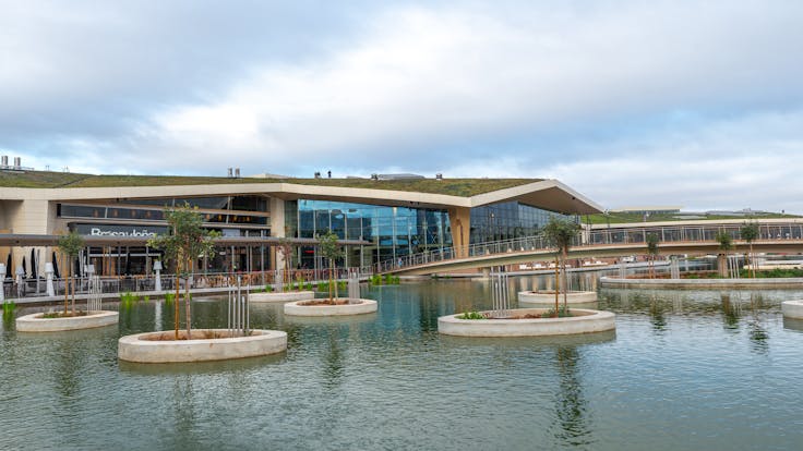 Lagoh Shopping Center, Centro Comercial, Conlit Ductboard, Cinema, HVAC, Fire Protection, Rockpanel, Rockfon, Rockbardage, Hardrock, REDAir, REDArt, Ventirock Duo, Mono Acoustic, Color All, Alpharock 225, Curro Moreno-Aurioles