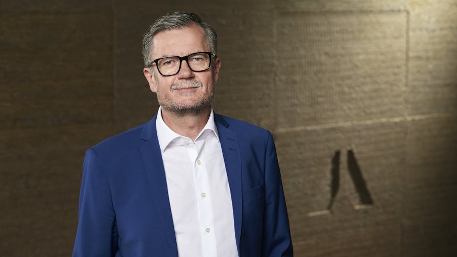 As Senior Vice President for Group Operations & Technologies, Bjørn Rici Andersen is responsible for six functional areas that support the Group: R&D, Technology, Sourcing and Procurement, Operational Excellence, Supply Chain and Safety, Health and Environment. He joined ROCKWOOL in 1994 and Group Management in 2018.