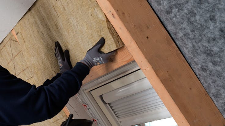 insulation between the rafters, Klemmrock, installer, pitched roof, germany