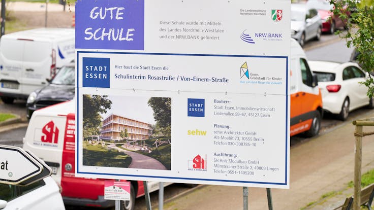 reference case germany, Rosastraße Essen, school building, schulbau, wooden modular construction, holzmodulbauweise, fire protection, brandschutz, floor insulation, Trittschalldämmung, floorrock heat cp3, floorrock therm, ventilated facade, cladded facade, VHF, fixrock 035, Lars Behrendt Fotografie Job 2359