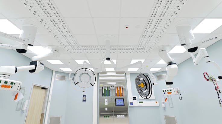 Treatment Room in Päijät-Hämeen keskussairaala in Lahti Finland with Rockfon Hygienic Plus A24-Edge