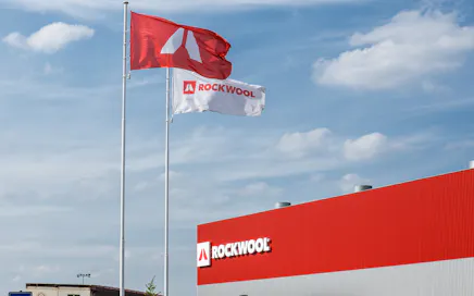 ROCKWOOL ogłasza ambitne cele dotyczące dekarbonizacji
