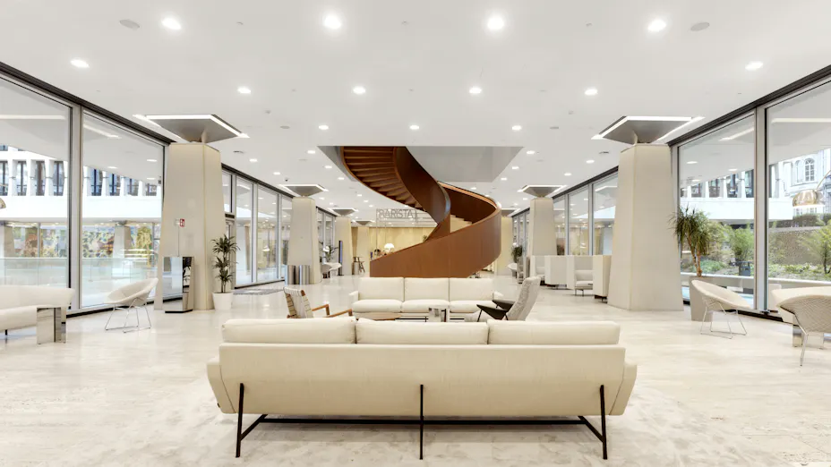 A lobby with fire-rated ceiling solution Rockfon Mono Acoustic.