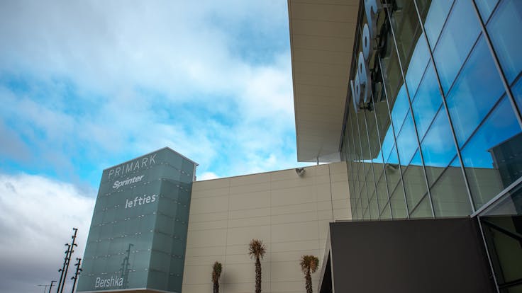 Lagoh Shopping Center, Centro Comercial, Conlit Ductboard, Cinema, HVAC, Fire Protection, Rockpanel, Rockfon, Rockbardage, Hardrock, REDAir, REDArt, Ventirock Duo, Mono Acoustic, Color All, Alpharock 225, Curro Moreno-Aurioles