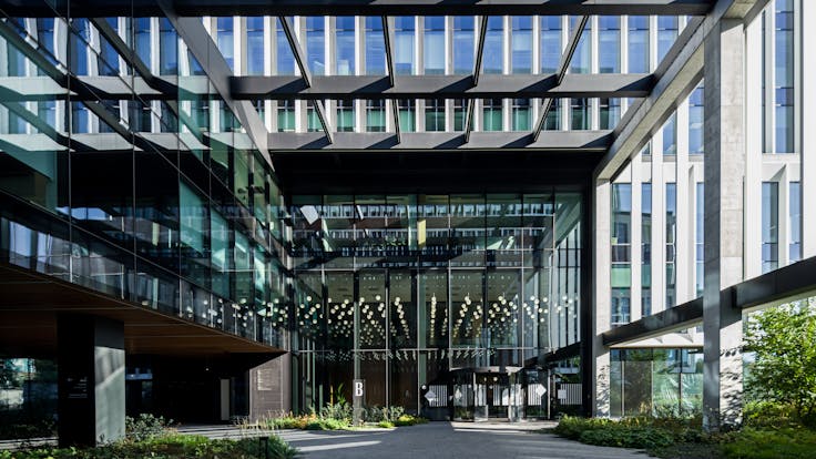 case study LAKESIDE WARSZWA office building BREEAM Outstanding certification, WELL Gold certification, E.ON Polska S.A. certification, Class A standard offices, and beautifully landscaped green surroundings - since the end of 2023, the prestigious Lakeside office and service complex has been operating in Warsaw’s Mokotów district, utilizing ROCKWOOL stone wool insulation materials photographer Rafal Chojnacki