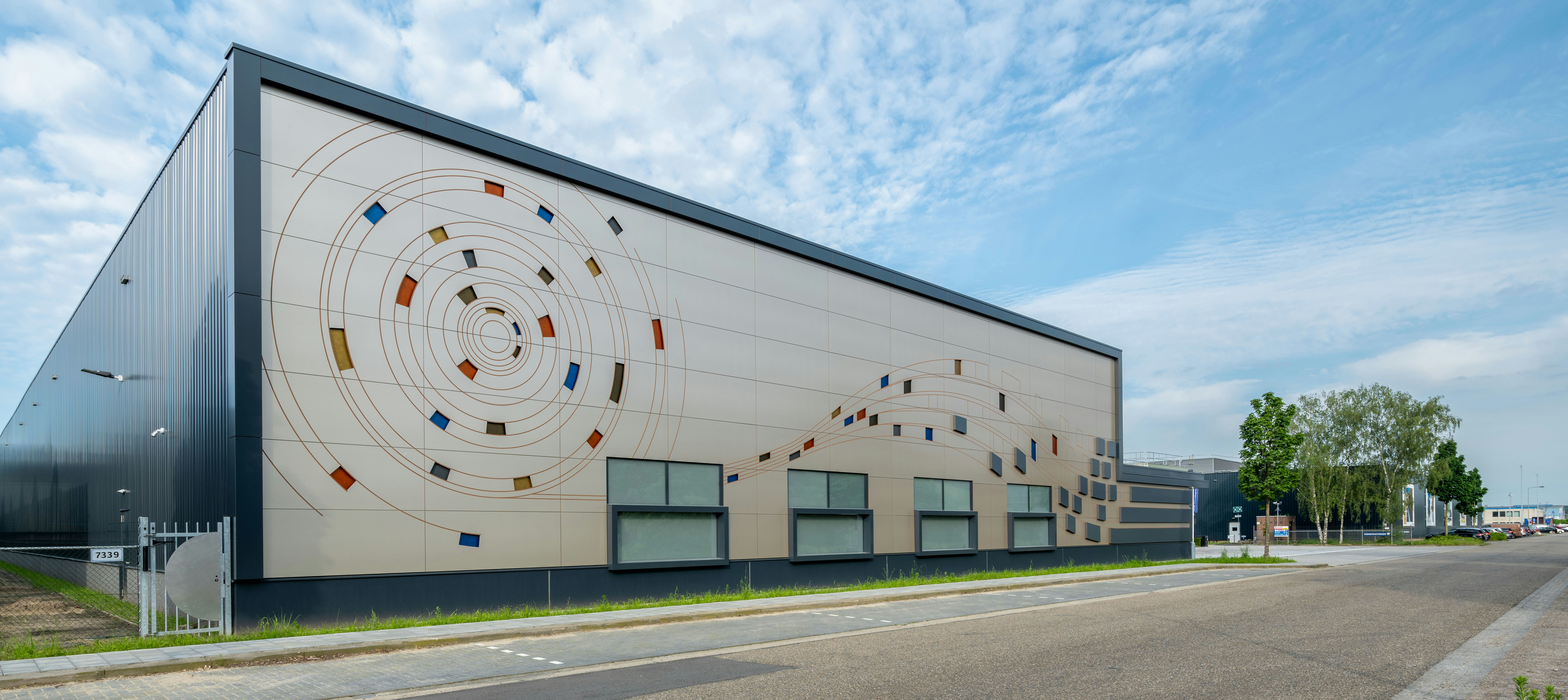 Case Study, Rockpanel Façade Coating Line, NL, Rockpanel Metals, Stones and Colours.