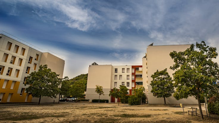 Résidence La Violette in Le Teil, France, cladded with Rockpanel Colours facade cladding