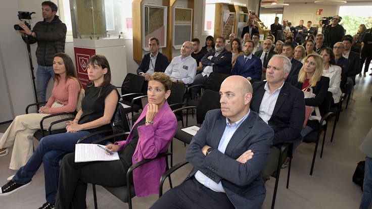 EN: Opening of the Caparroso office renovation, Navarra, Spain. Press conference. ES: Inauguración rehabilitación oficinas Caparroso, Navarra. Rueda de prensa.