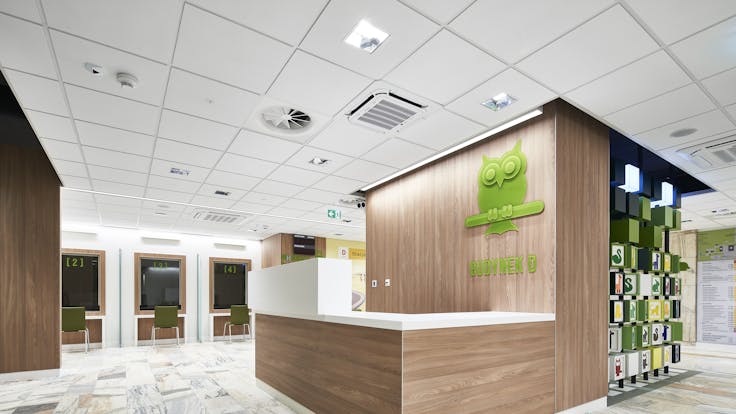 Reception in Children's Hospital Warsaw in Poland with Rockfon MediCare Plus