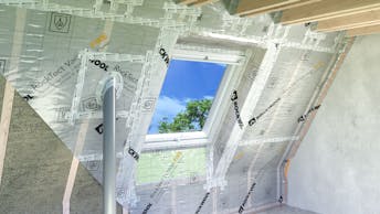 20220603 RW-CWE ILLUS 475