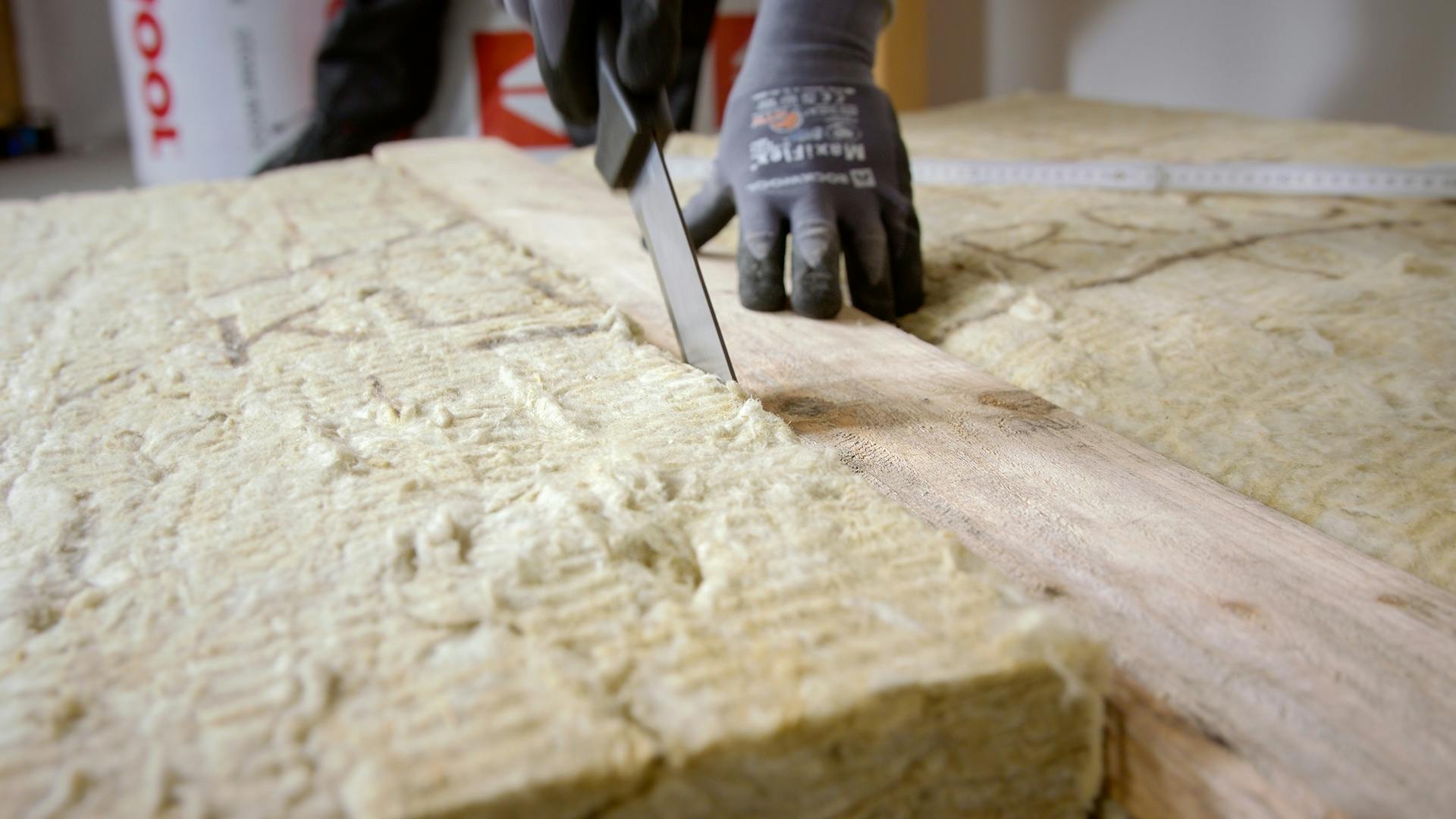 Verarbeitungsschritte, Step 5, installation, installation guide, guide, roof, pitched roof, dachausbau, gesamt, zwischensparrendämmung, luftdichtsystem, untersparrendämmung, klemmrock, germany