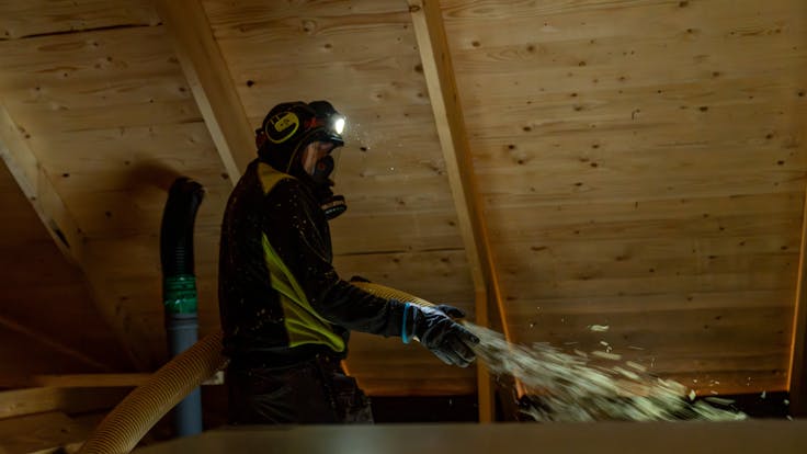 Granulate Pro Plus insulation installation