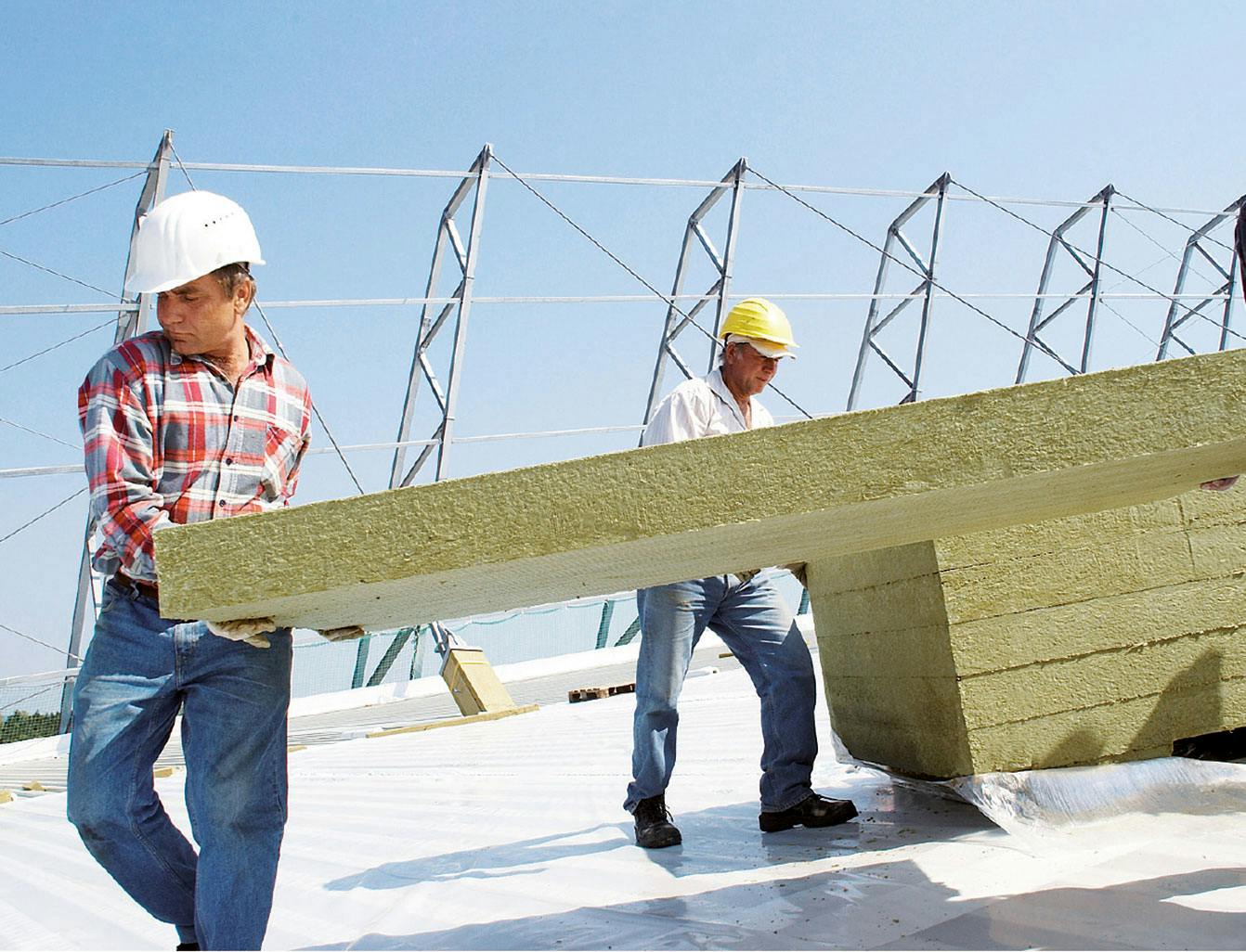 flat roof, transporting insulation board, germany