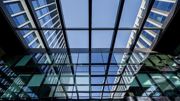 case study LAKESIDE WARSZWA office building BREEAM Outstanding certification, WELL Gold certification, E.ON Polska S.A. certification, Class A standard offices, and beautifully landscaped green surroundings - since the end of 2023, the prestigious Lakeside office and service complex has been operating in Warsaw’s Mokotów district, utilizing ROCKWOOL stone wool insulation materials photographer Rafal Chojnacki