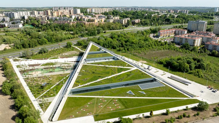 case study Cogiteon green roof Kraków, Poland , Małopolskie Centrum Nauki,