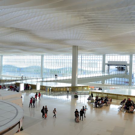 Hong Kong International Airport, Thermal Properties
