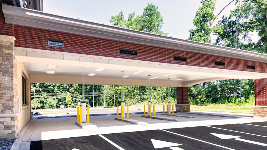 NA, State Employees’ Credit Union (SECU), Granite Quarry branch office, Summit Design and Engineering Services, Office, Planostile Snap-in, Specialty Metal Ceilings