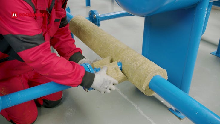 Installation Video Guide; Application of pipe sections on a T-Piece, RW-TI, Rockwool