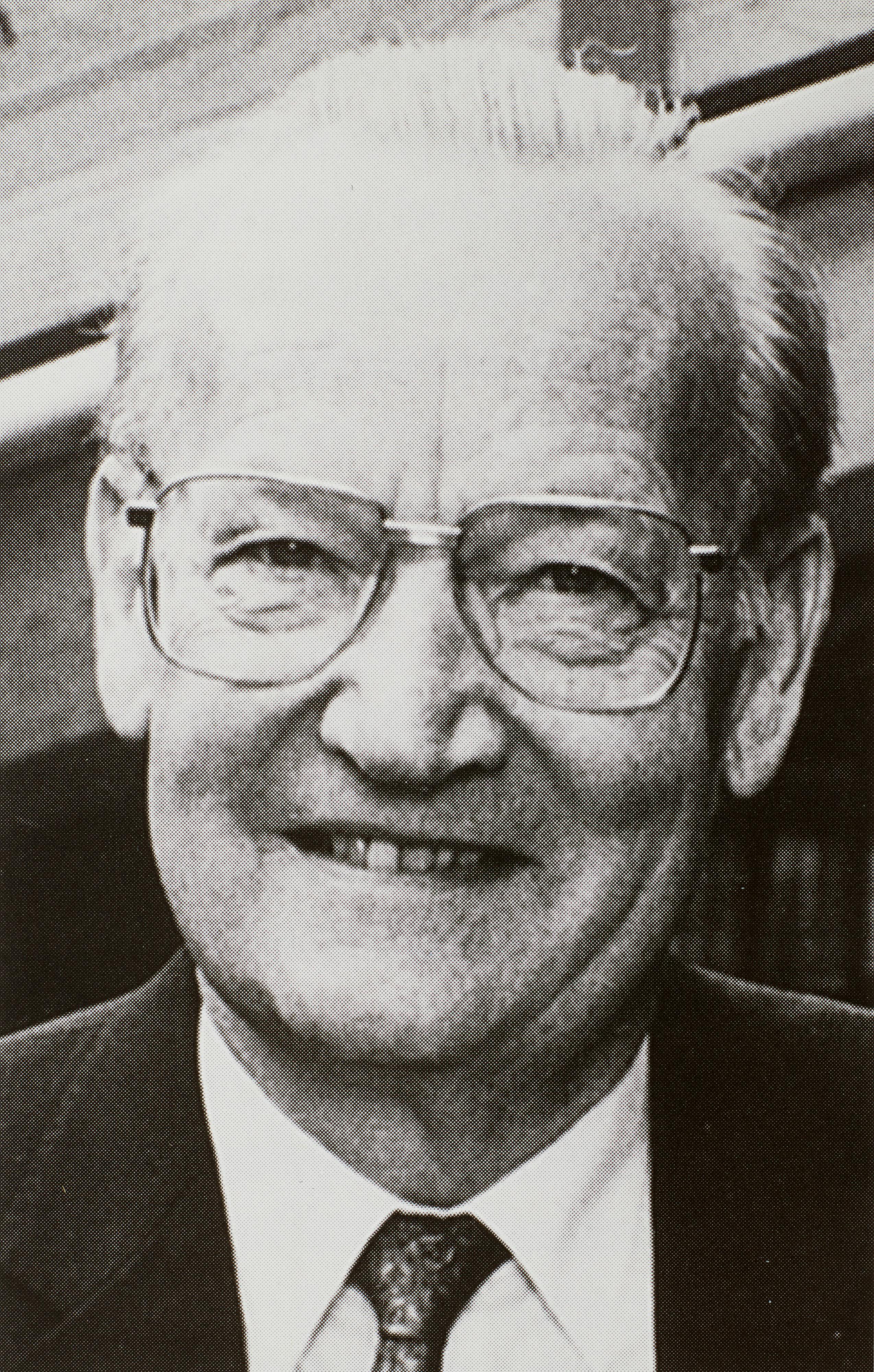 Jens Nørgaard - personal assistans to Claus Kähler. He was deeply involved in the proposal of splitting up the company in the early 1960s.