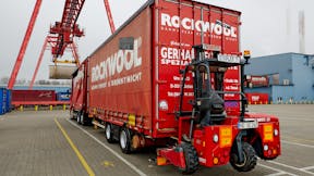 transportable forklift, transport, loading, logistics, germany