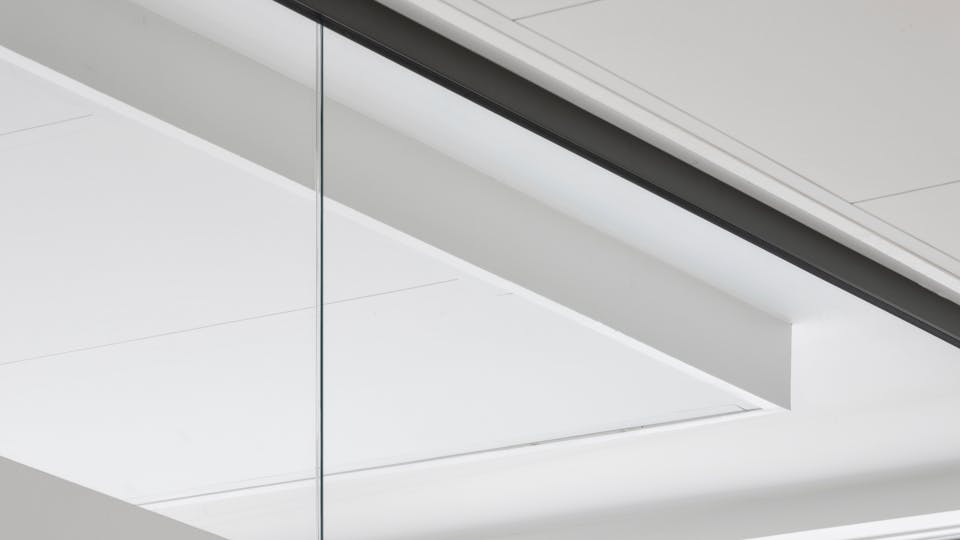 Acoustic ceiling solution: Rockfon Blanka®, X, 1200 x 300 - Rockfon® System T24 X DLC™