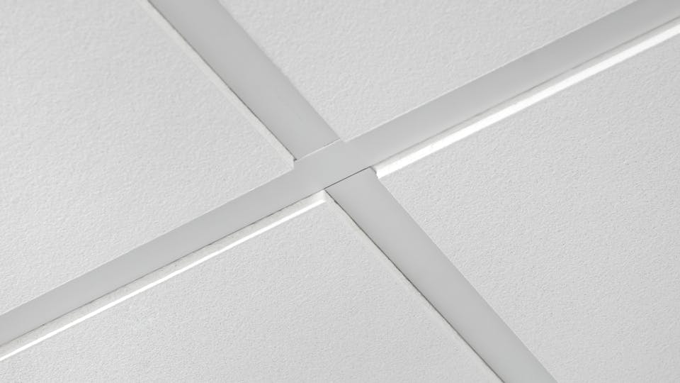 Acoustic ceiling solution: Rockfon® Koral, E24, 600 x 600