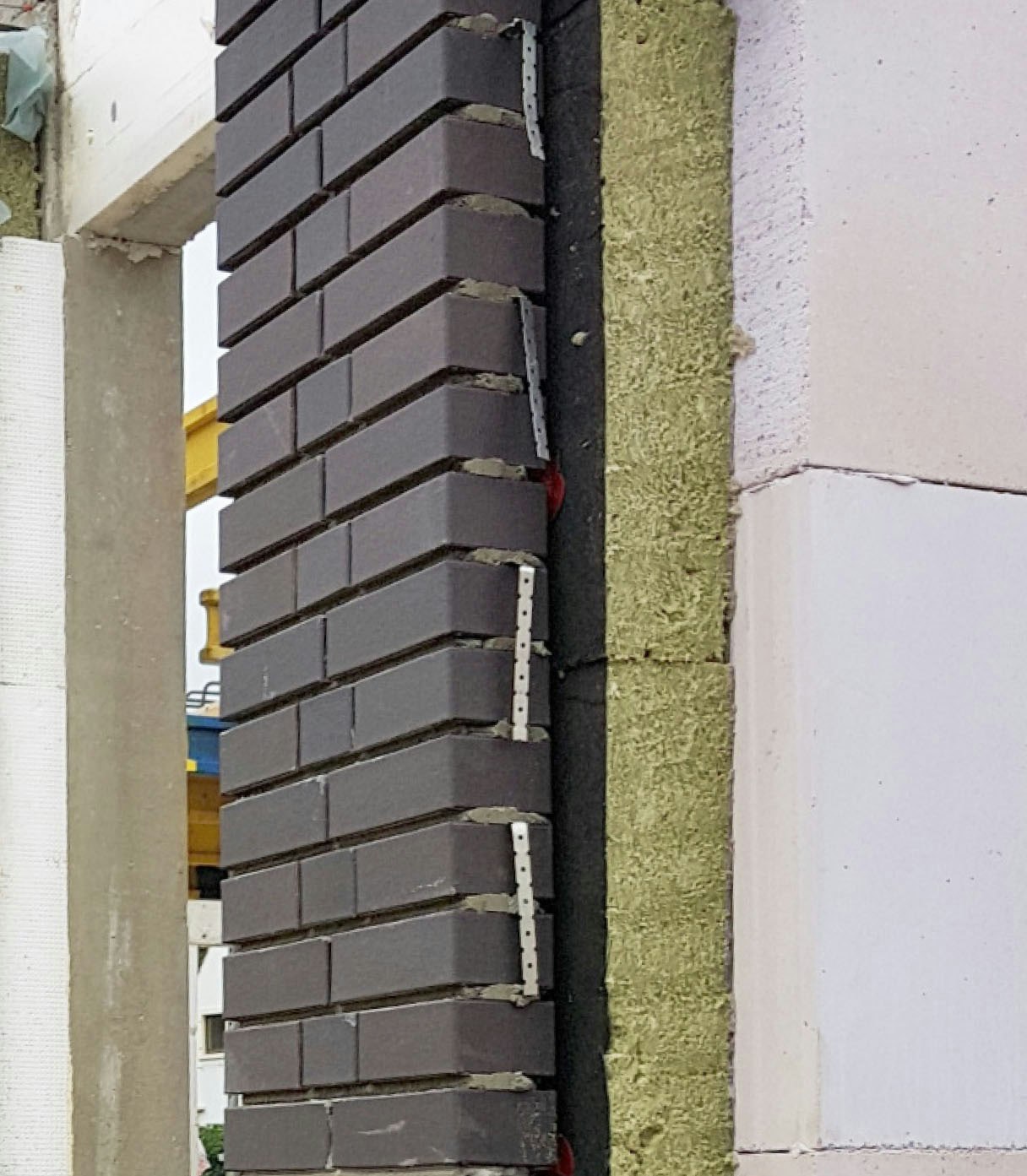 product, installation, cavity wall, cavity wall insulation, cavity wall insulation board, kernrock, kernrock 033 VS, kernrock 035 VS, kerndämmung, kerndämmplatte, zweischaliges mauerwerk, brochure, broschüre, dämmung von außenwänden, germany, PIM