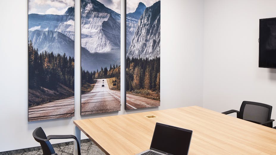 Meeting Room in Rockwool Global Business Service Center Poznan in Poznań Poland with Rockfon Canva