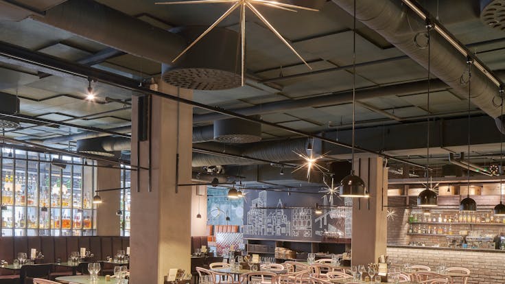 Parafon Step Direct ceiling with Palette colour black installed at Restaurant KOL & Cocktails in Malmö, Sweden.