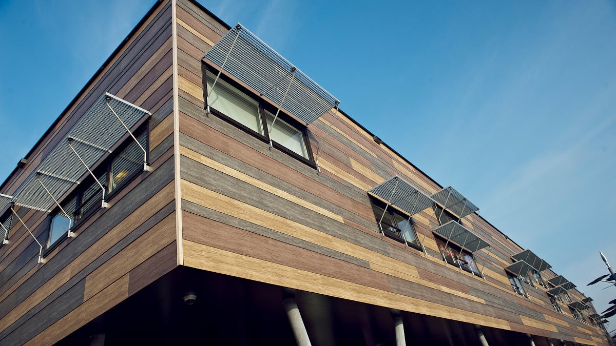 New school building cladded with Rockpanel Woods, located in Zaltbommel, The Netherlands